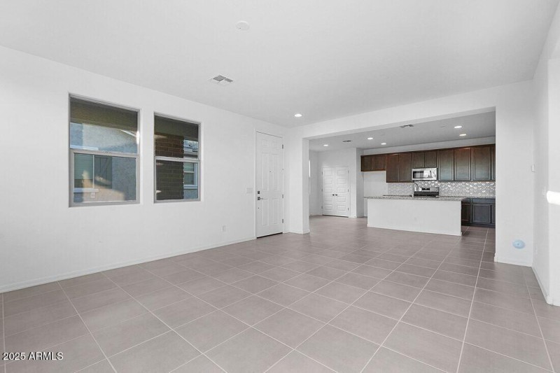 14615 W Sand Hills Rd ~ Ready Now!