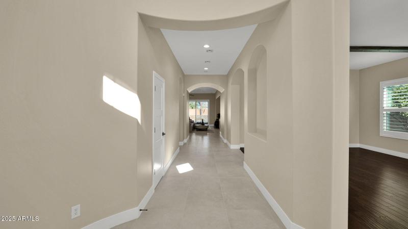 25-web-or-mls-P1276393