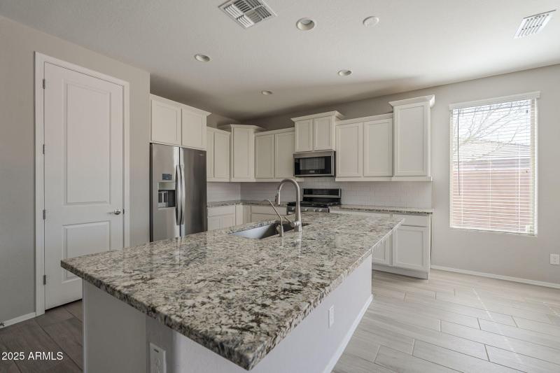 8-web-or-mls-162nd-8