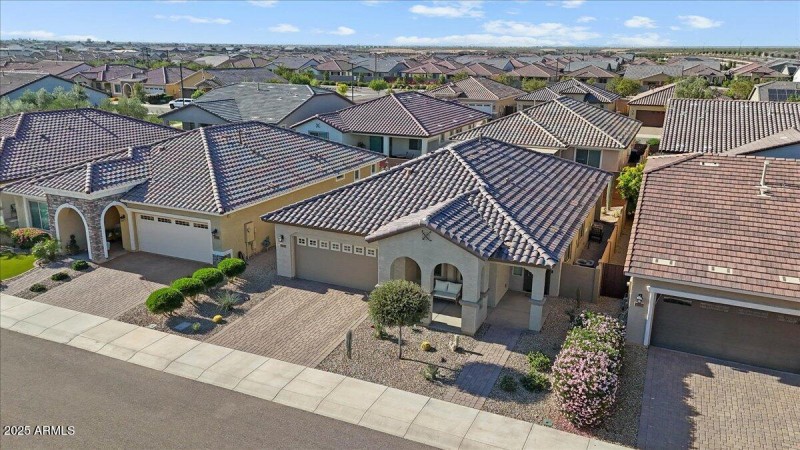 08-DJI_20251031144641_0802_D