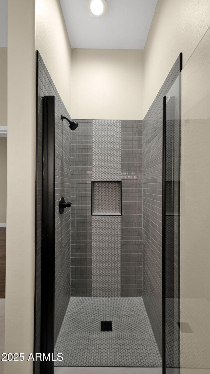 62-web-or-mls-P1276441