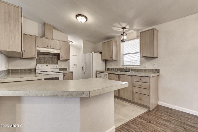 8601 N 103rd Ave Unit 271 (7)