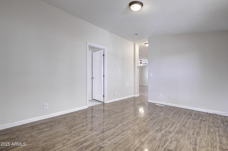 8601 N 103rd Ave Unit 271 (17)