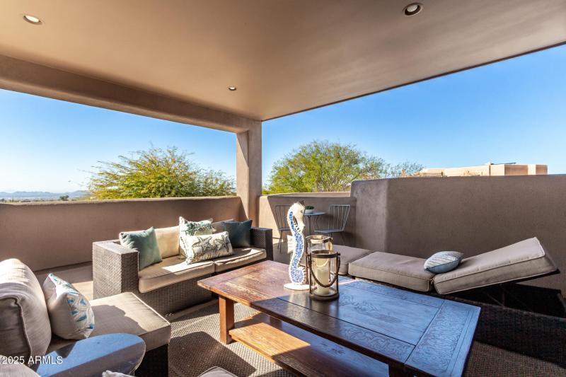 Guest Room 5 Balcony