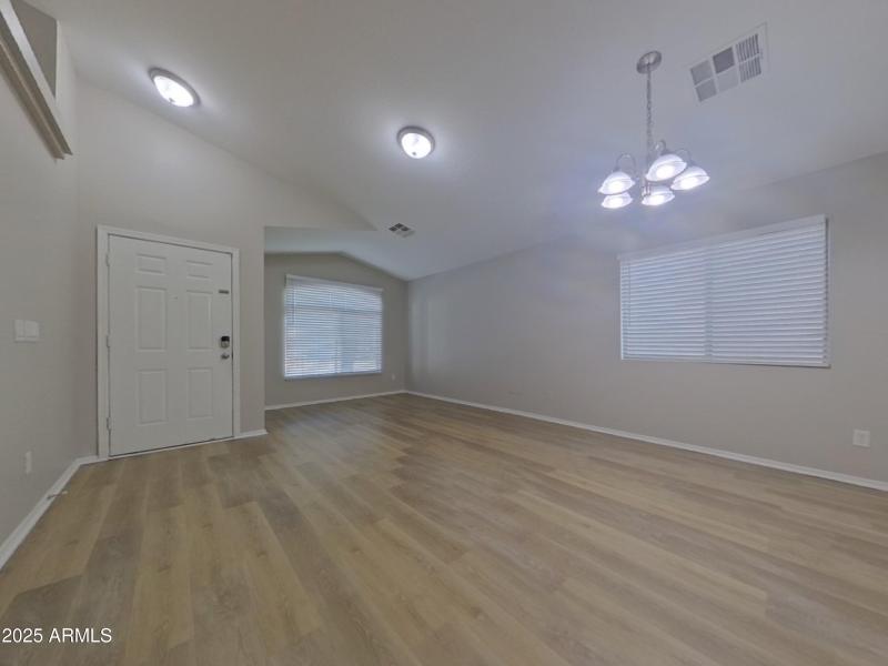 1_pc_4rBZLdeCBG_FzBYZYkWOz_layout_0