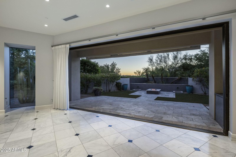 16-web-or-mls-IMG_0769