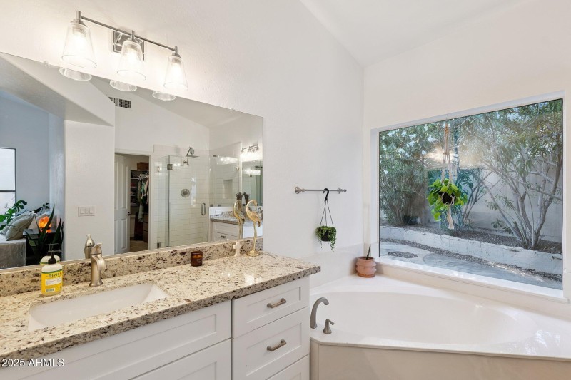 16-web-or-mls-15608-s-7th-st