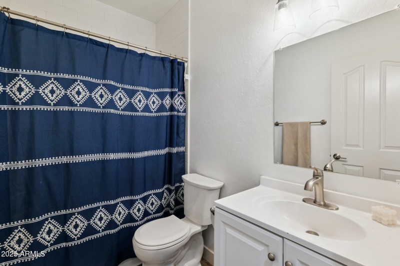 21-web-or-mls-15608-s-7th-st