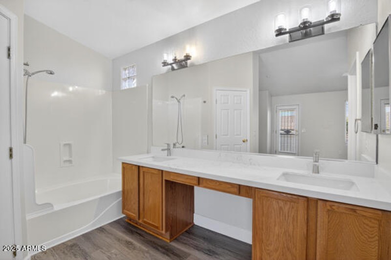 134065095432636040_134065095344473938_08