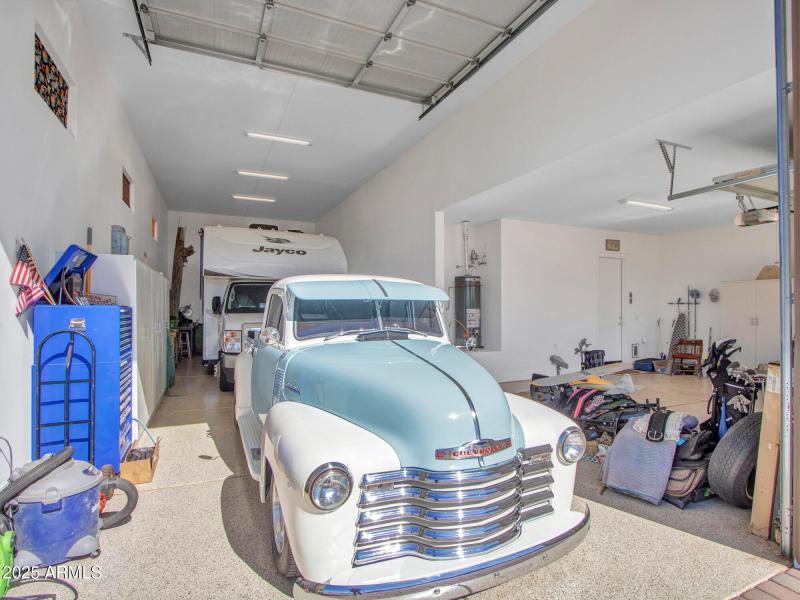 09-RV-Garage-(1)
