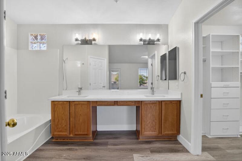 134065095454644630_134065095344286859_07