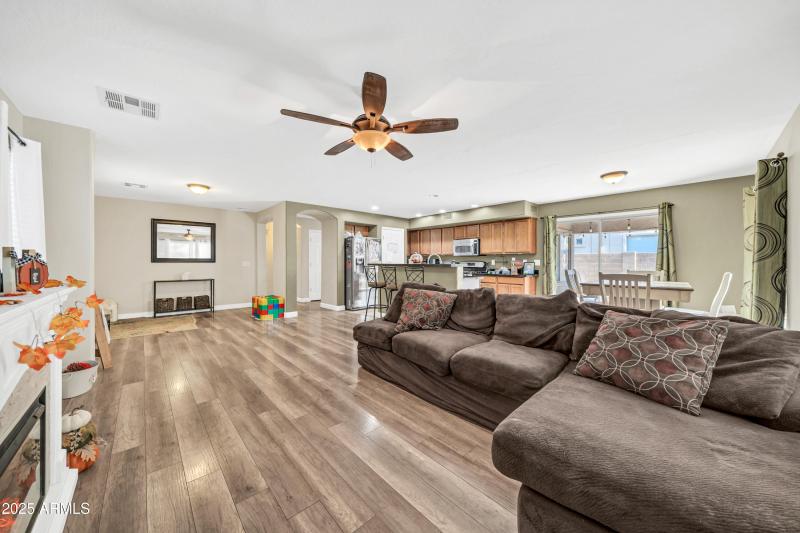 15385 W Cottonwood Cir-6