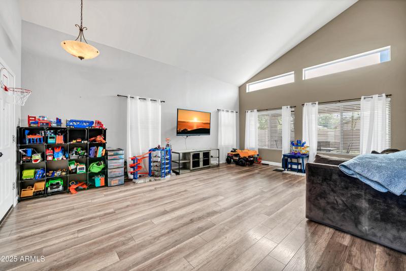 15385 W Cottonwood Cir-9