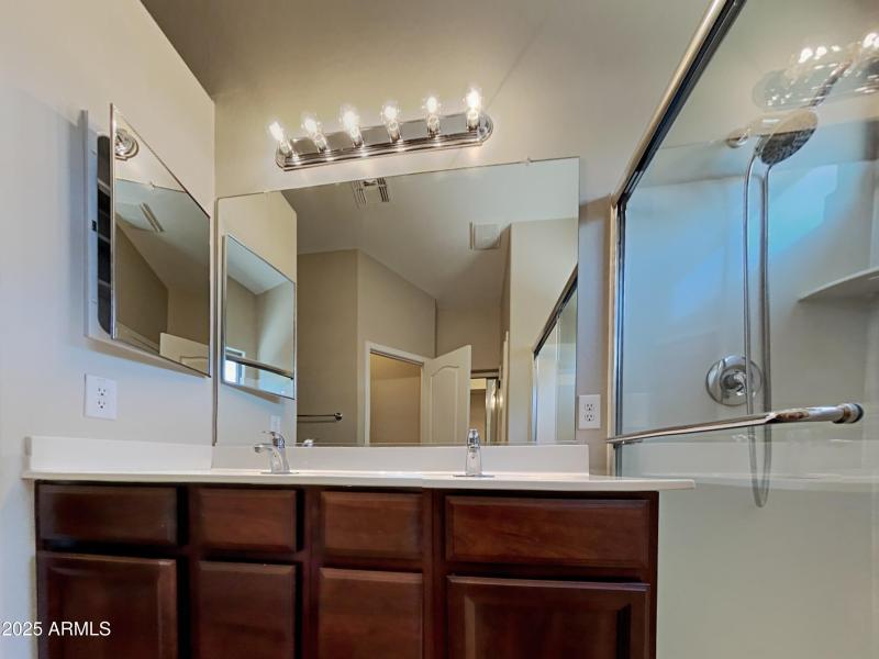 1006023.1410 E Baker Drive_5