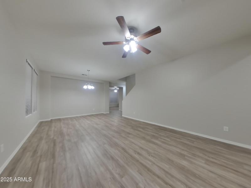 1_pc_L0XQPHwWs4_PSvGrf6wKx_layout_1