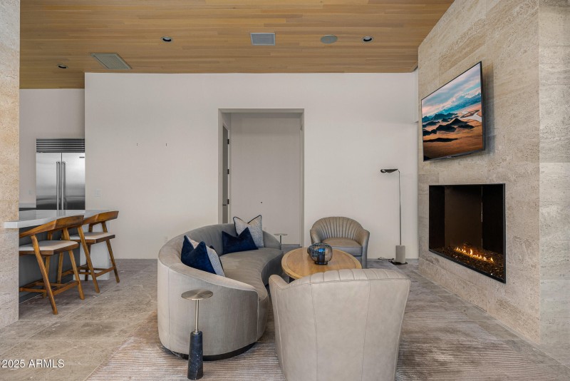 50casita living room2