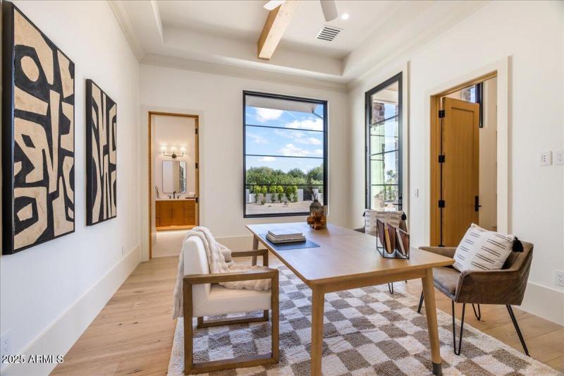 053-Office:Front Bedroom