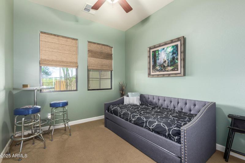 BDRM 4 DOWNSTAIRS (2)