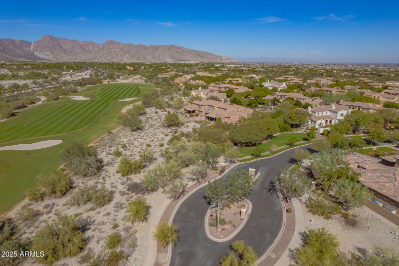 VALLARTA GATES TO COMMUNITY