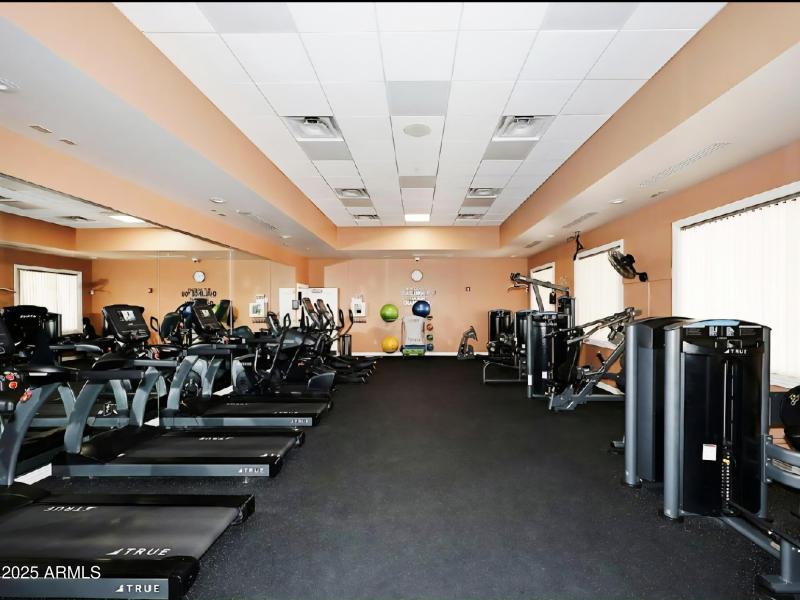 Screenshot_20251103_091053_Zillow