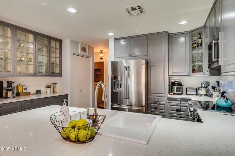 Mohawk Ln. Kitchen 1.0