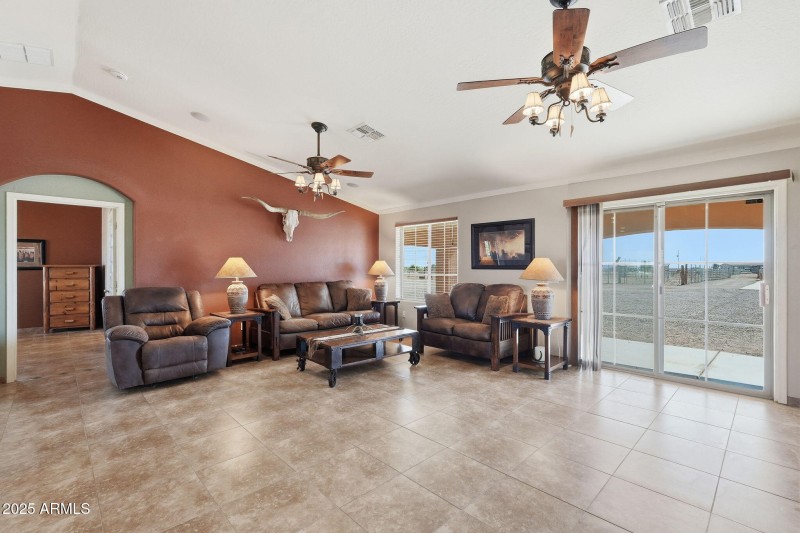 22-web-or-mls-023_ListerPros