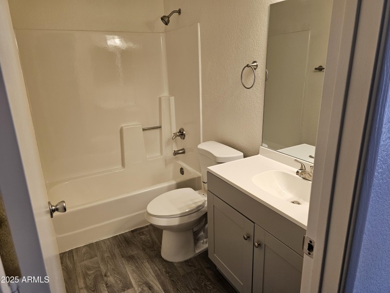 2nd Bathroom