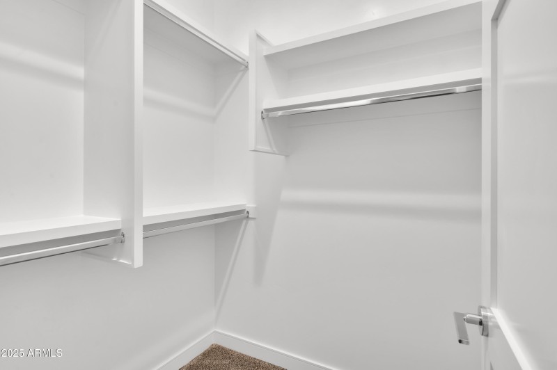 10929 E North Ln MLS-172