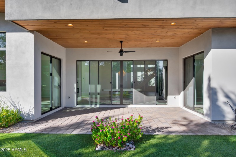 10929 E North Ln MLS-177