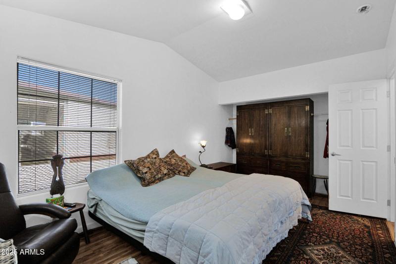 8700 University - 18Primary Bedroom