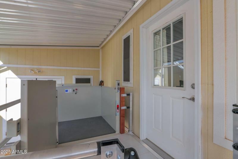 8700 University - 23Elevator