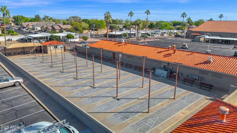 8700 University - Aerial Community7