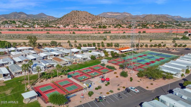 8700 University - Aerial Community8