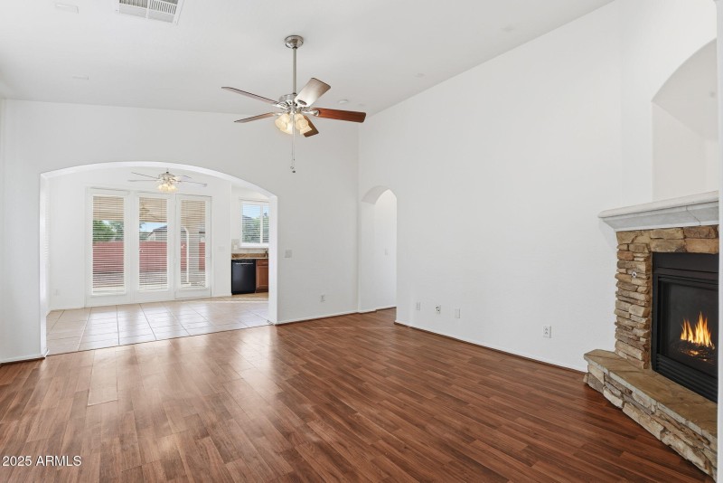 9-web-or-mls-IMG_0034_with_fire