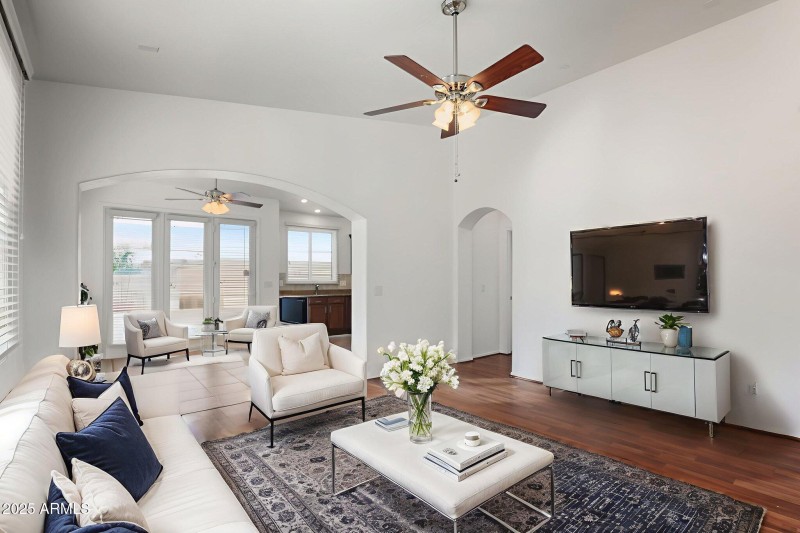 8-web-or-mls-IMG_0023 virtually staged