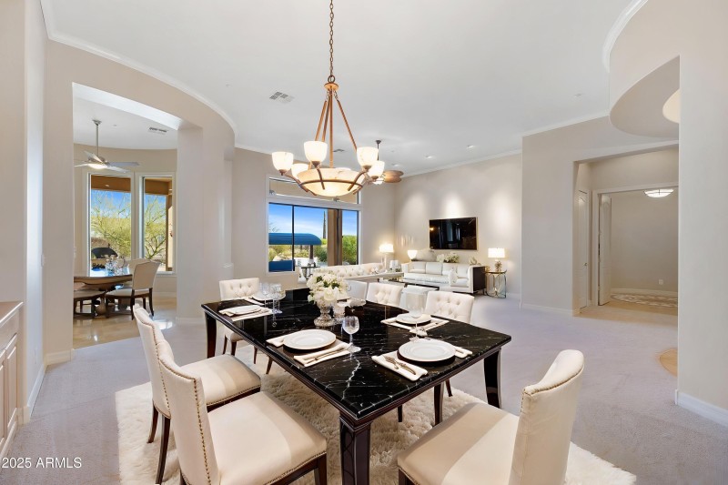 41601 N River Bend - Dining Room