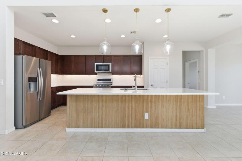 5-web-or-mls-389A0019 Ruben Ortiz