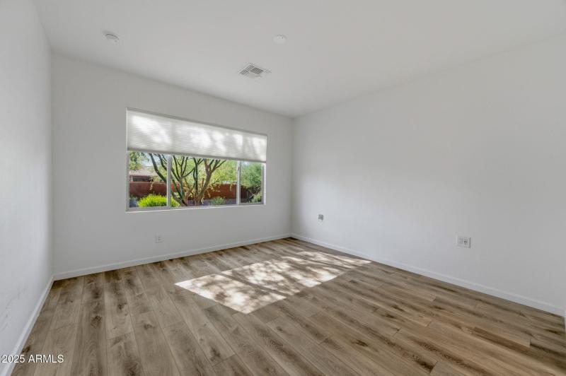 28-web-or-mls-4287 W Hanna Dr-28