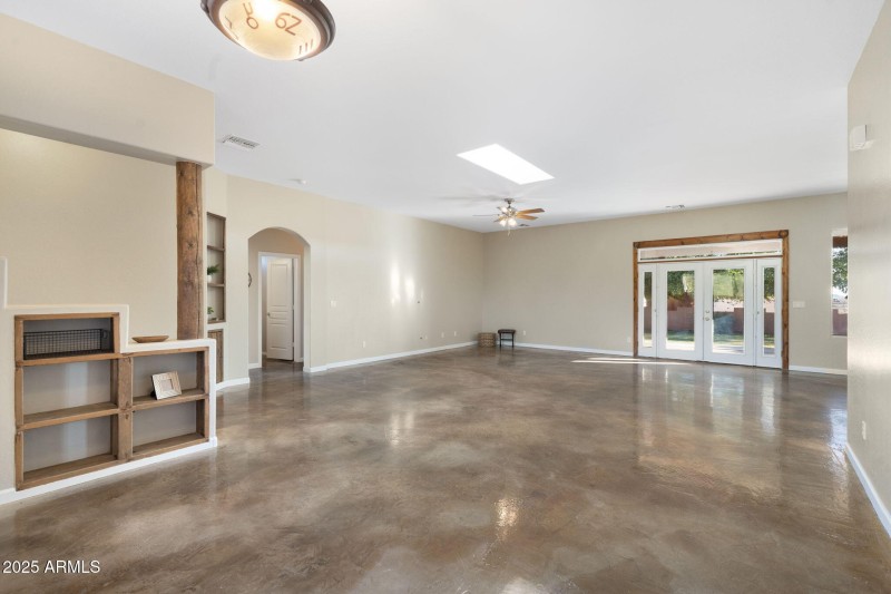 11-web-or-mls-DSC00291 copy