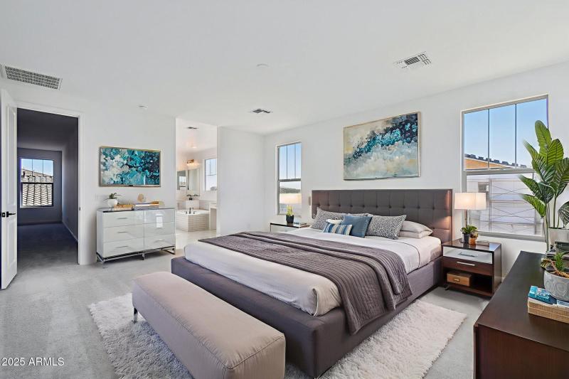 40-web-or-mls-E Saddle Way-S0111-034 vir