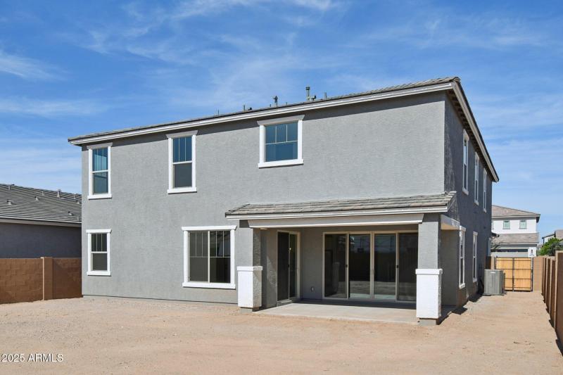 51-web-or-mls-E Saddle Way-S0111-045