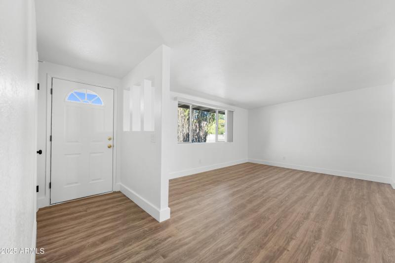 Interior - 365 Pine Tree Dr-2