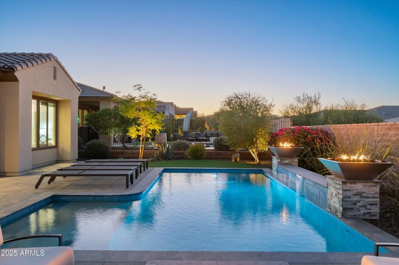 Gorgeous Heated Pool