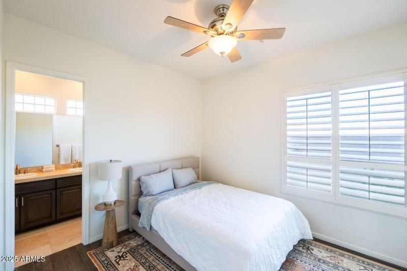 Upstairs Guest Suite #2