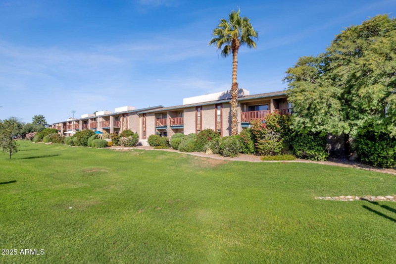 2-web-or-mls-4354-n-82nd-st-172