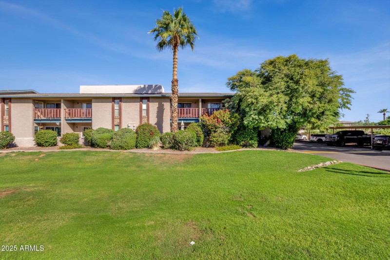 3-web-or-mls-4354-n-82nd-st-172