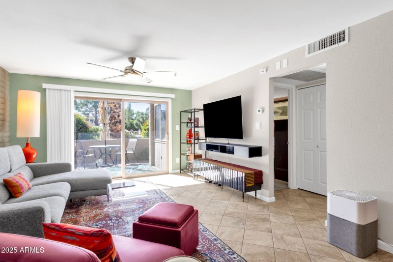 21-web-or-mls-4354-n-82nd-st-172