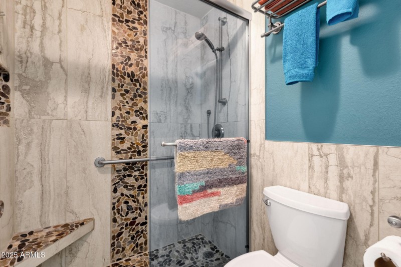 27-web-or-mls-4354-n-82nd-st-172