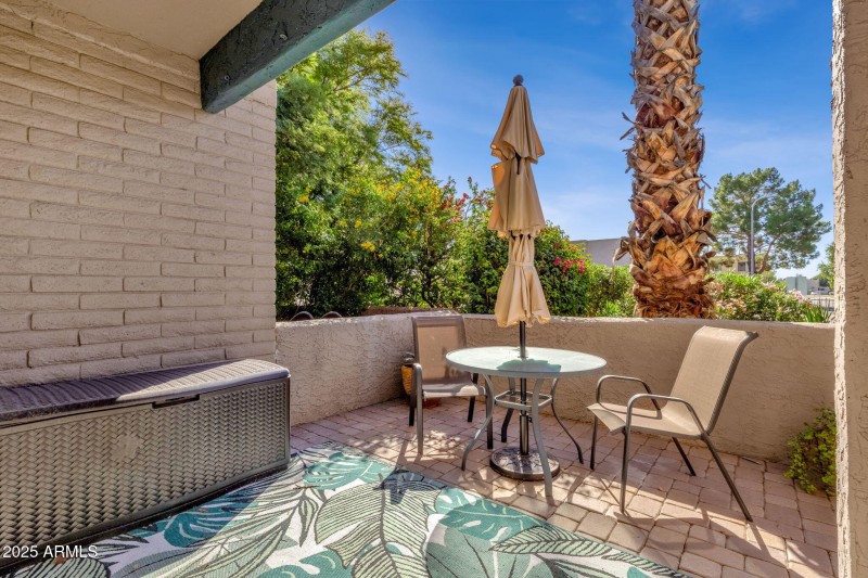 32-web-or-mls-4354-n-82nd-st-172