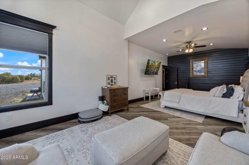 Master Bedroom Sitting Area